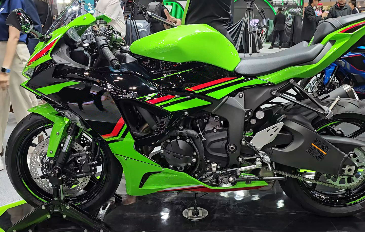 2024-2025 KAWASAKI ZX-6R ZX6R KIT DE FAFORMAÇÃO DE INFEÇÃO ABS PLÁSTICA