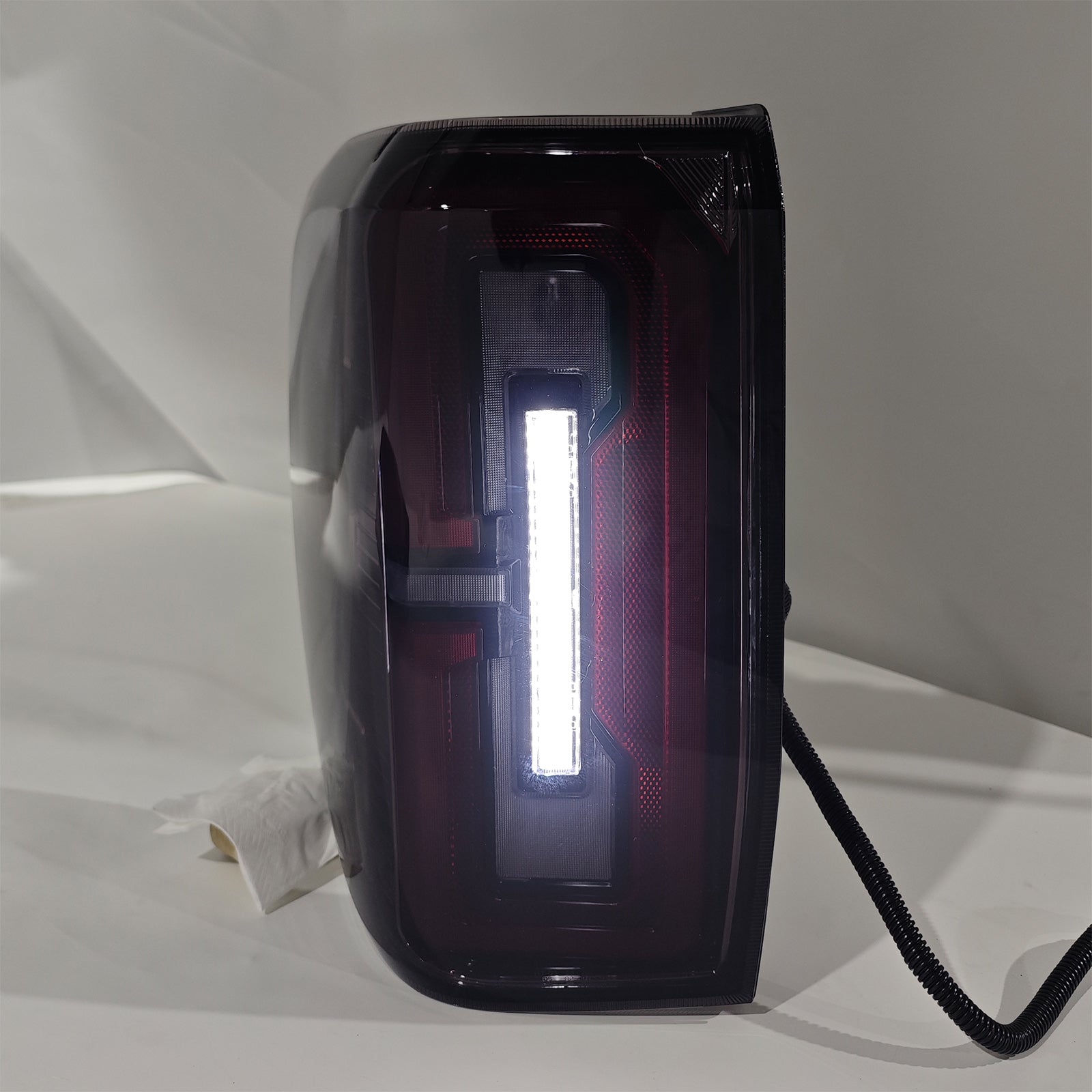 2022+ Ford Ranger vänster+höger LED-bakljusenhet bak