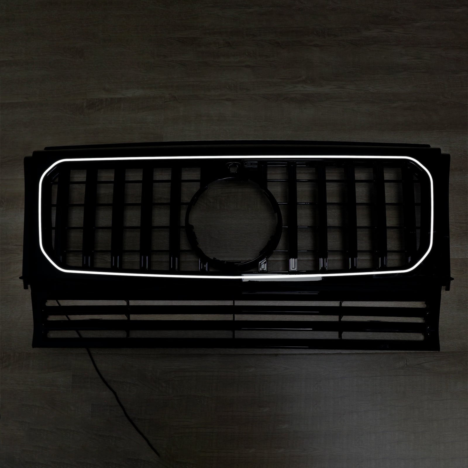 1990–2018 Mercedes-Benz G-klasse W463 Med kamerahull, blank sort frontstøtfangergrill