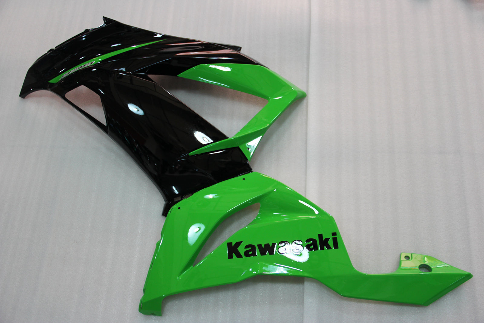 2013-2018 Kawasaki ZX6R 636 Fairings Green Black Ninja Racing Generic