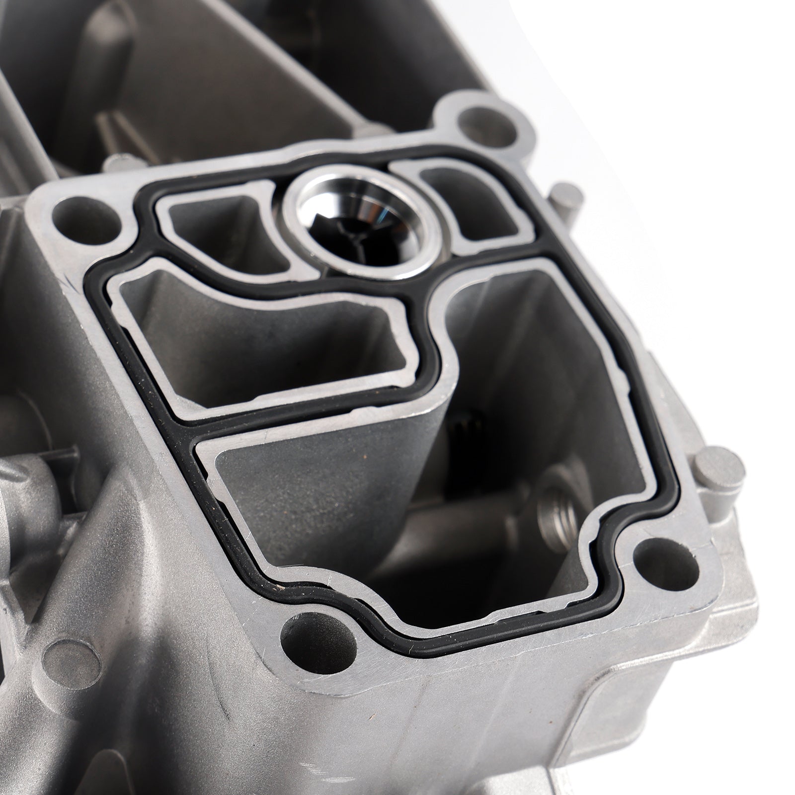 Engine Oil Cooler Filter Housing 11421713838 For BMW E85 E46 E39 320i 330i X5