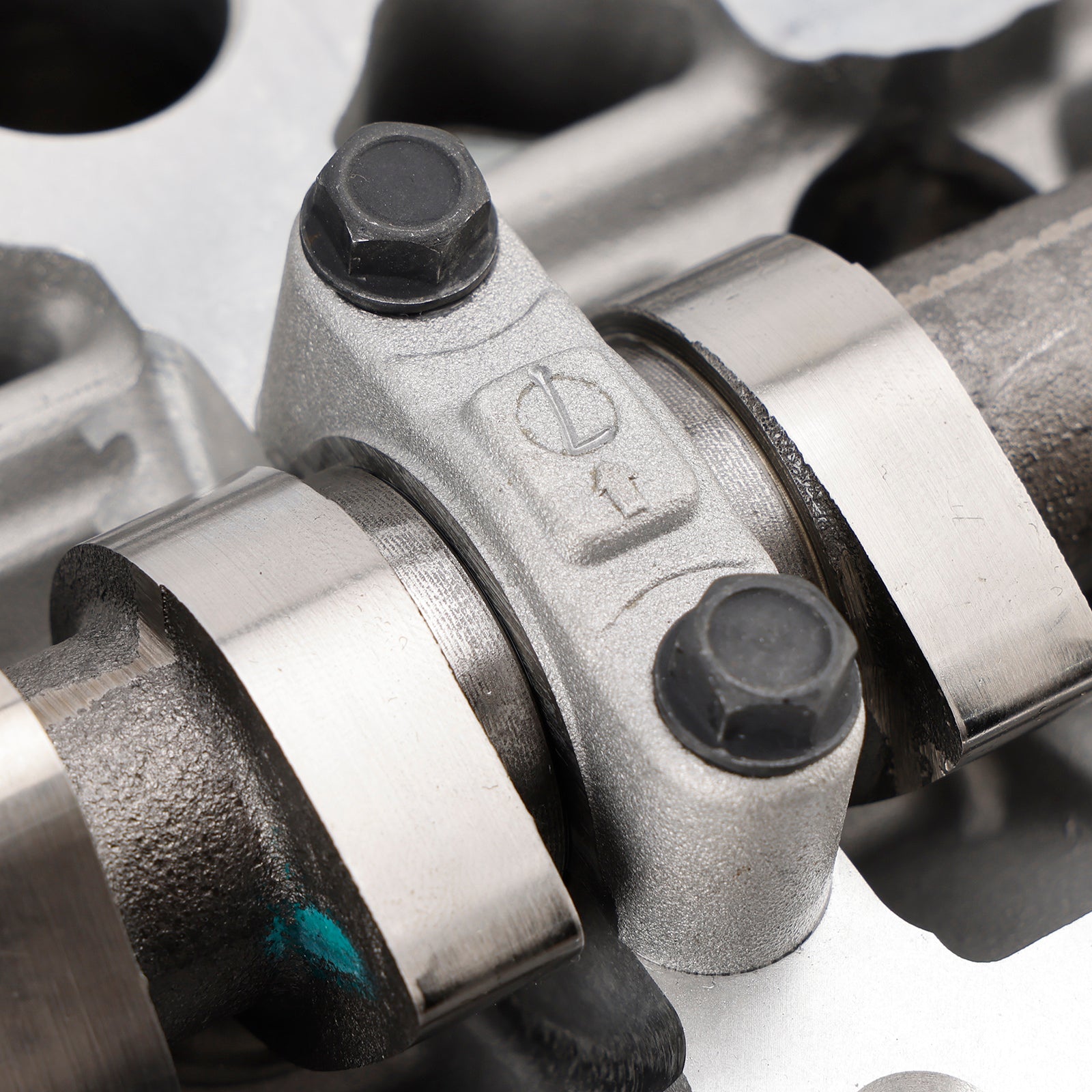 2014-2019 Kia Sportage 4-deurs 2.4L cilinderkop met koppakkingboutenset G4KJ 221002G510