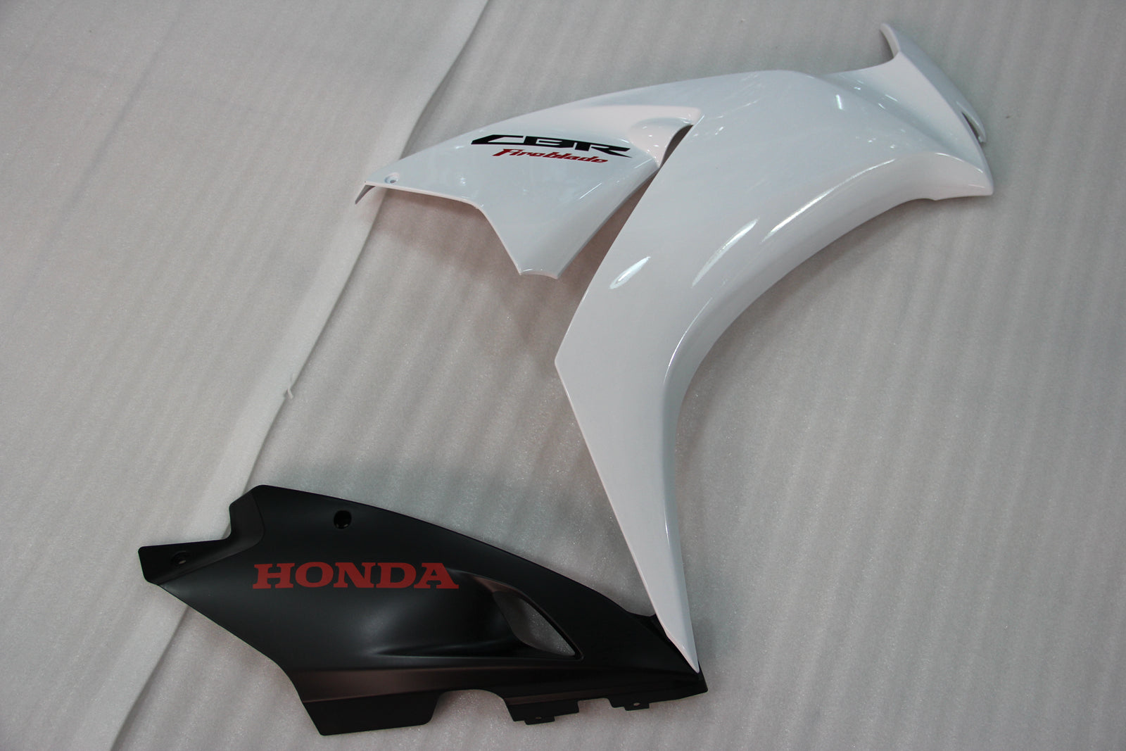 2012-2016 Honda CBR1000 Amotopart Fairing White Kit