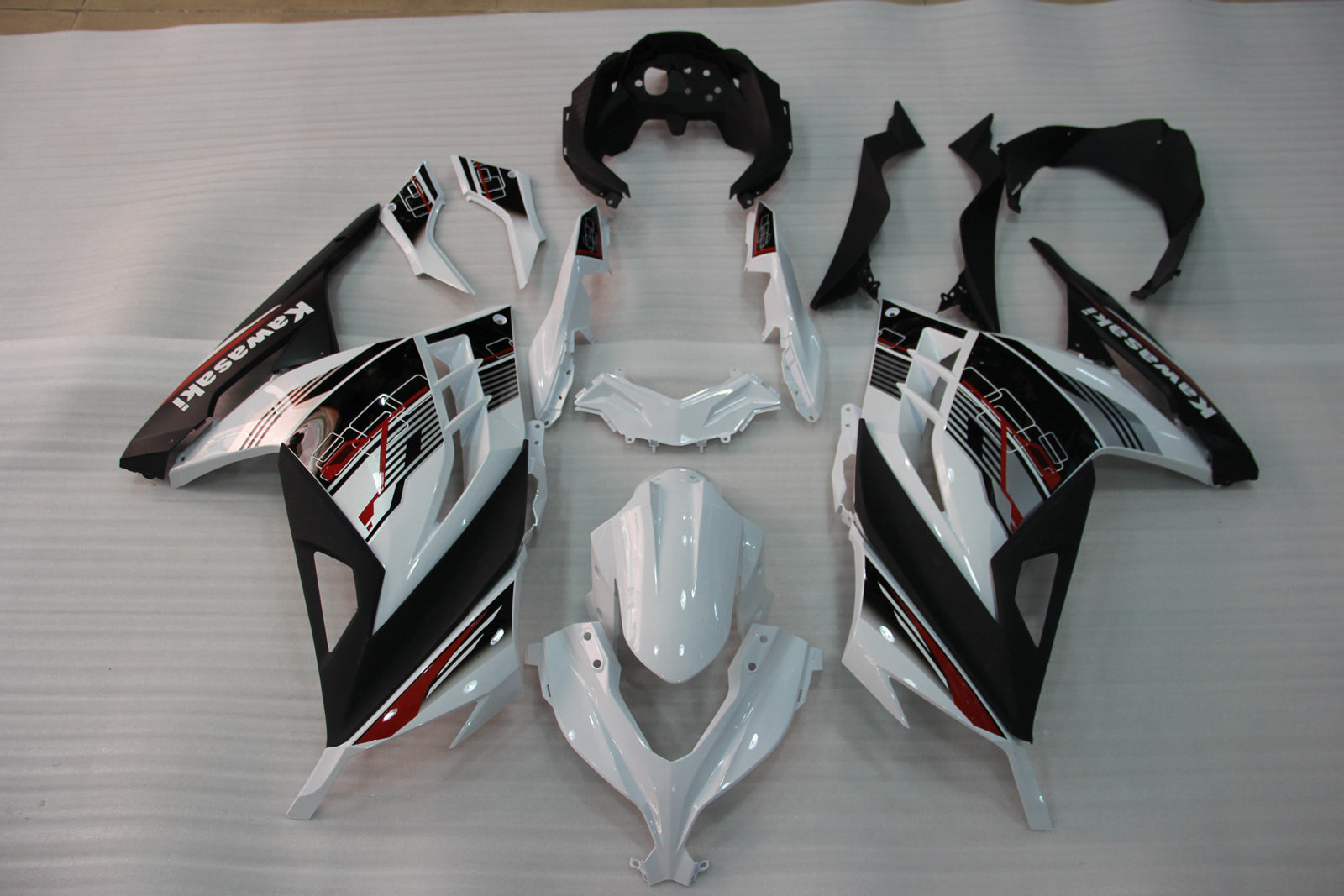 2013-2024 Kawasaki EX300/Ninja300 Injection Fairing Kit Bodywork Plastic ABS