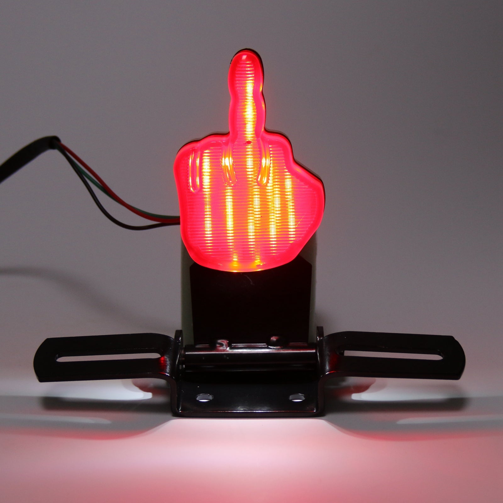 Middle Finger LED Break Tail Light Taillamp w/Plate for Harley Chopper Bobbe, 2 Color Generic