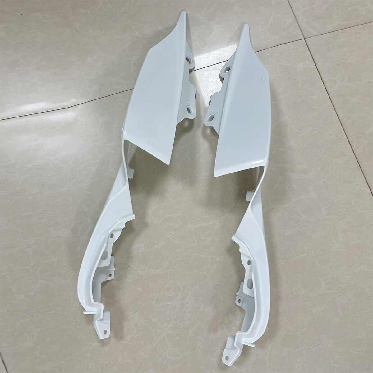 Amotopart Yamaha YZF-R7 2022-2023 Fairing Sprøytestøping umalt